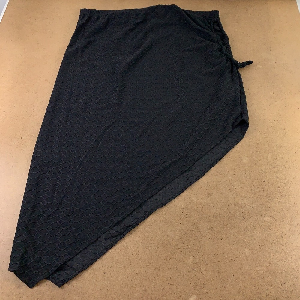 Pretty Little Thing Women's Size 26 Black Textured Cut Out Ruched Midi Skirt NWT